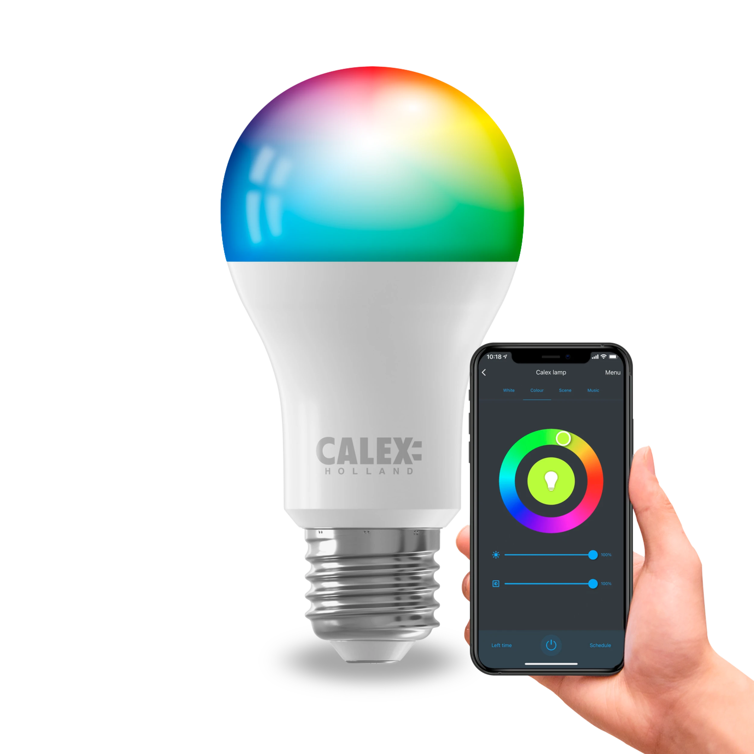 Calex Smart LED-lamp E27 met kleurenverloop en de Calex-app op een smartphone