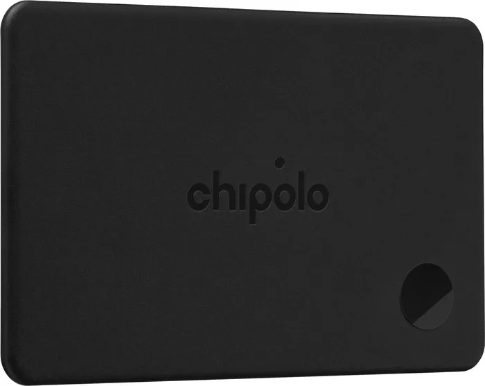 Zwarte Chipolo CARD tracker in kaartformaat met het Chipolo-logo
