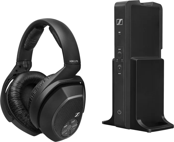 Sennheiser RS 175 draadloze over-ear hoofdtelefoon met zender op een witte achtergrond